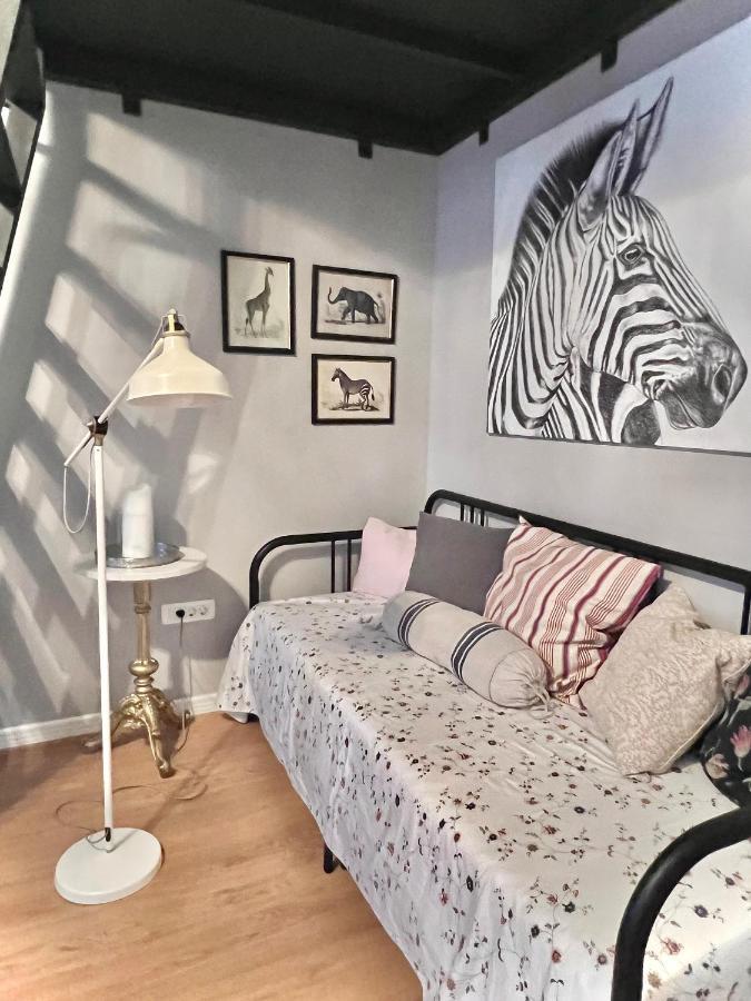 Apartmán Central Dainty - Boutique Designer Apartment In Zagreb City Centre *
